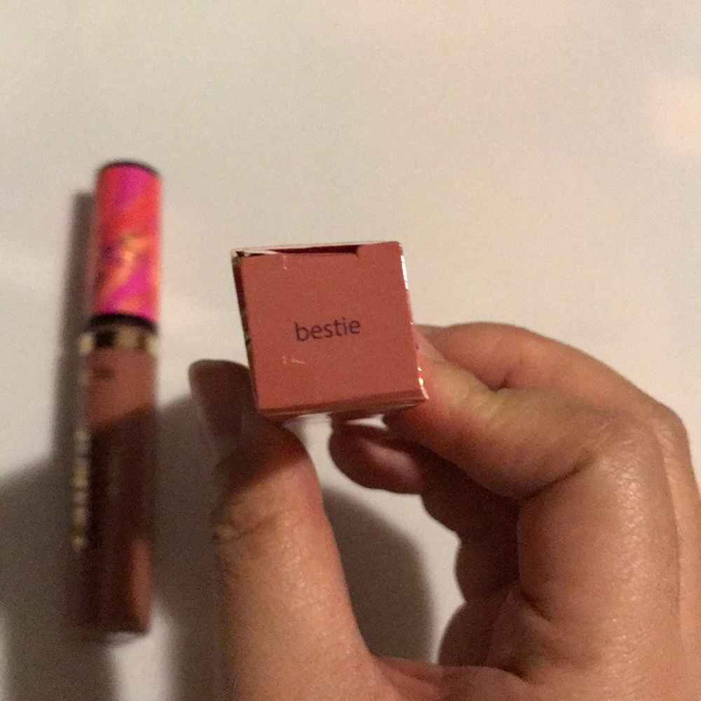 New Tarte Tarteist Lip Paint in Bestie - Picture 7 of 7